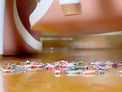 Giantess Smashes In White Heels