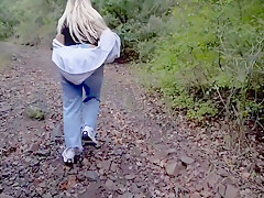 Giulia Piana - Un Nain Me Baise Mon Gros Cul En Foret Devant Mon Mari