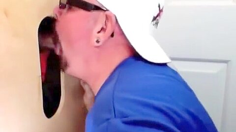 Gloryhole Lunch Time Feeding By 2 Guys