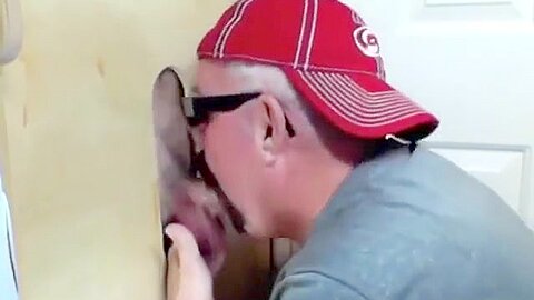 Gloryhole Newbie Is Hooked On The Feeling