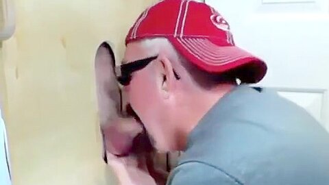 Gloryhole Newbie Is Hooked On The Feeling