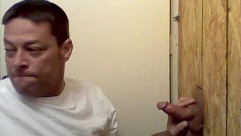 Gloryhole raw fuck