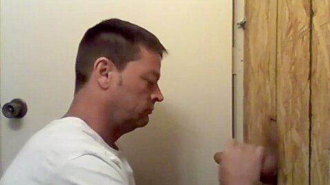 Gloryhole raw fuck