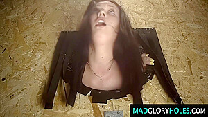 Gorgeous teen 18+ Spreads Her Legs To Get It On With Everyone In The Club