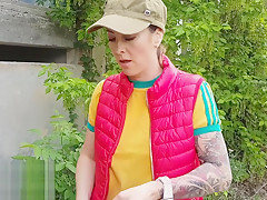 Graffiti girl caught and fucked by owner receive a cum in mouth