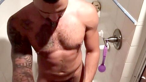Guys fuck in the shower after gym