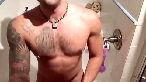 Guys fuck in the shower after gym