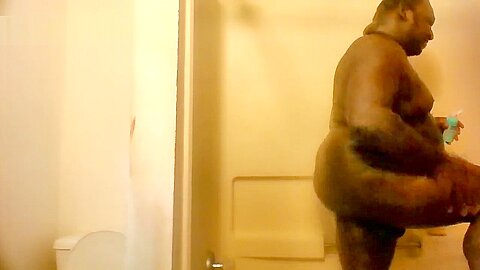 HOT AND NAKED IN THE SHOWER RAPPING