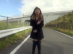 Hibiki Ohtsuki naughty chick gives excellent head