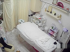 Hidden - Russian Beaty Salon - Pussy Depilation 03