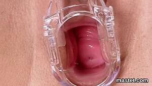 Honey Pot In Frisky Czech teen 18+ Opens Up Her Tight To The S