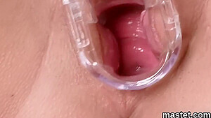Honey Pot In Frisky Czech teen 18+ Opens Up Her Tight To The S