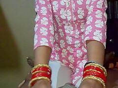 Horny Bhabhi Fucked Himself