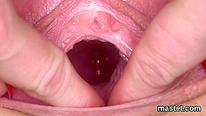 Horny Czech Chick Spreads Her Narrow To The E With Honey Pot