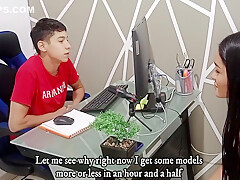 Horny Employee Tests Cute Samantha By Posing As The Boss - Porn In Spanish