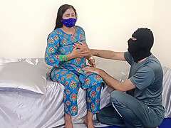Hot Indiam Hindi Mistress Blowjob Sucking Cock Of Her Home Servant Boy