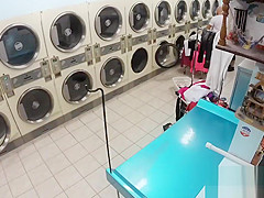 Hot Latina sucks and fucks in laundromat