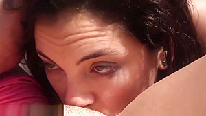 Hot aussie lezie eats box
