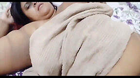 Indian Stepmother Receives A Visit From Her Friend And Gives Her Mouth With Him
