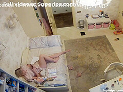 Ipcam British Step mom Masturbates In Her Step daughters Room