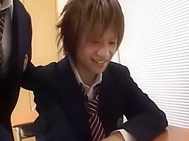 Japanese Cute Boy Shunsuke Have Fun In Classroom 32