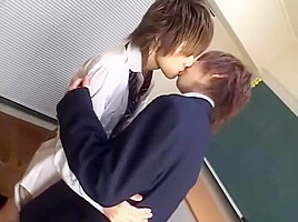 Japanese Cute Boy Shunsuke Have Fun In Classroom 32