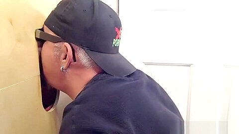 Just Married and Loves The Gloryhole BJs