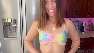 Kelsi Monroe In Aerial Sex With Swinging In The Air Taking Big Dick Pounding