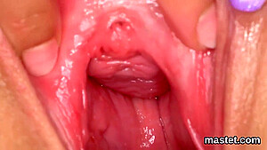 Kinky Czech Sweetie Opens Up Her Narrow Slit To The Pec