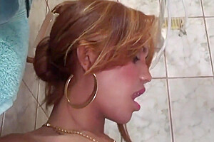 Lady-boy Huge Cock - Episode #09