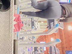 Latina gym candid ass