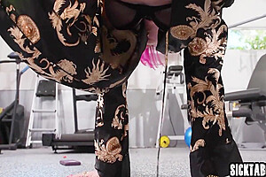 Lena Moon In Shemale Gym Rat Fucked In Tight Ass And Enjoyed Strangers Cock 6 Min
