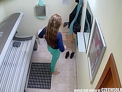 Live Masturbation In Solarium