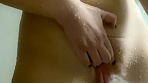 Look How I Tease My Clit Until