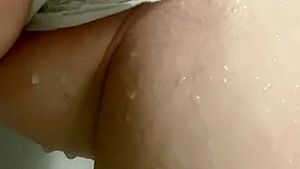 Look How I Tease My Clit Until