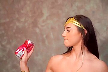 Luscious Babe Wonder Woman Femdom - Dark Haired