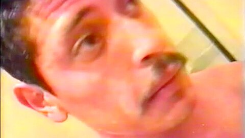 MACHO BOY TAKE's sHOWER IN MOTEL EL PARADOR