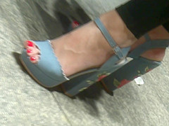 MILF, Hot Feet In High Heels