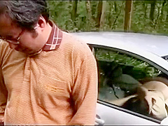 Man Arranges for Car Cuckold