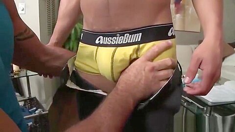 Massage pro gets his tight ass stuffed