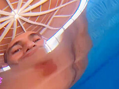 Maya Tetona Amateur Is Too Hot To Be Fucked In Pool
