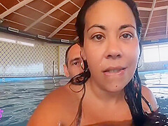 Maya Tetona Amateur Is Too Hot To Be Fucked In Pool