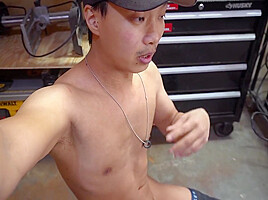 Mechanic Vlogging And Masturbating In The Workshop