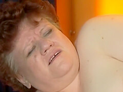 Meine Oma Ist Eine Wichsvorlage (scene02)