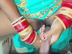Meri Chhoti Behen Salwar Suit Pehenithi To Bahut Sexy Lag Rahi Thi Isle Usko Chod Dala