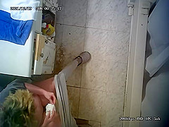 Milf bathroom unaware