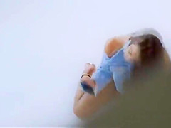 Model blows thick cock after photo shoot
