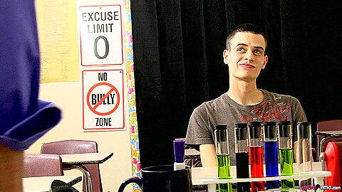 Muscled Teacher Seduced - Danny Tatum & Mitch Vaughn