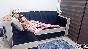 My cousin is distracted playing while my and I fuck almost discover - PissVids