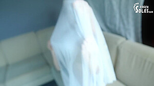 Mysterious Enigmas Amazing Playful Feet Toes, Czech)